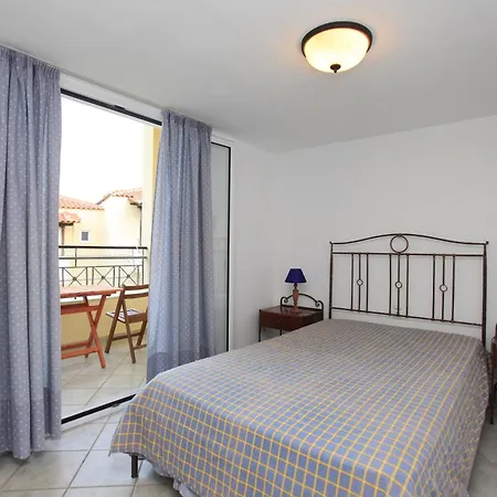 Yiannis Studios Трулос Экстерьер фото