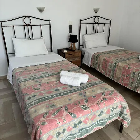 Yiannis Studios Трулос Экстерьер фото