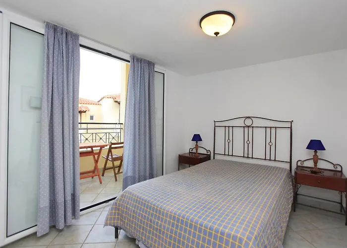 Yiannis Studios
